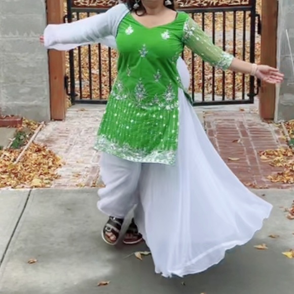 Only worn once!!!! - Picture 3 of 3